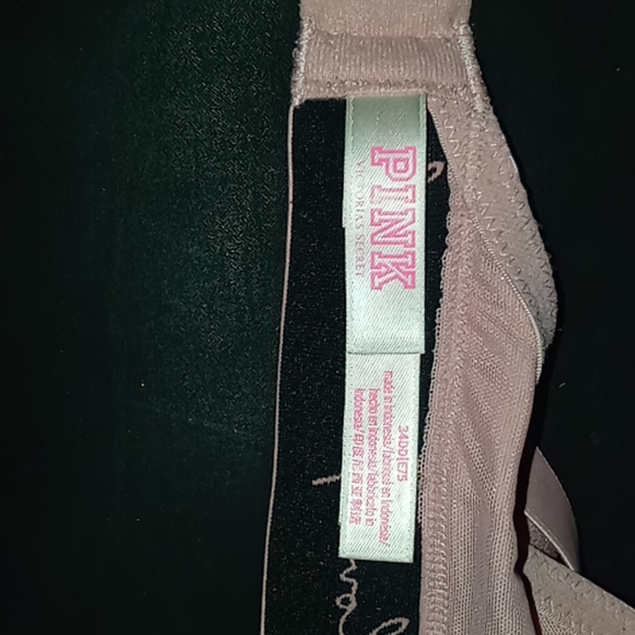 Pink bra - Picture 2 of 4